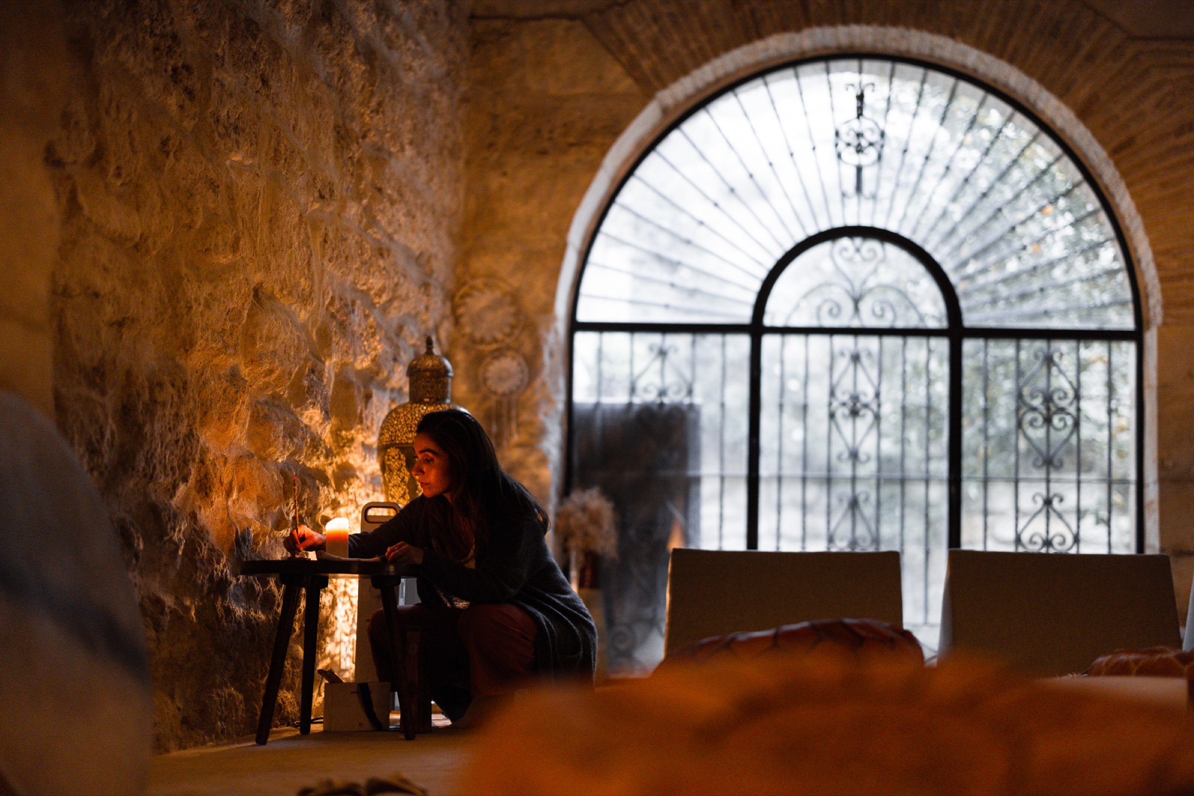 Candle-lit retreat moment