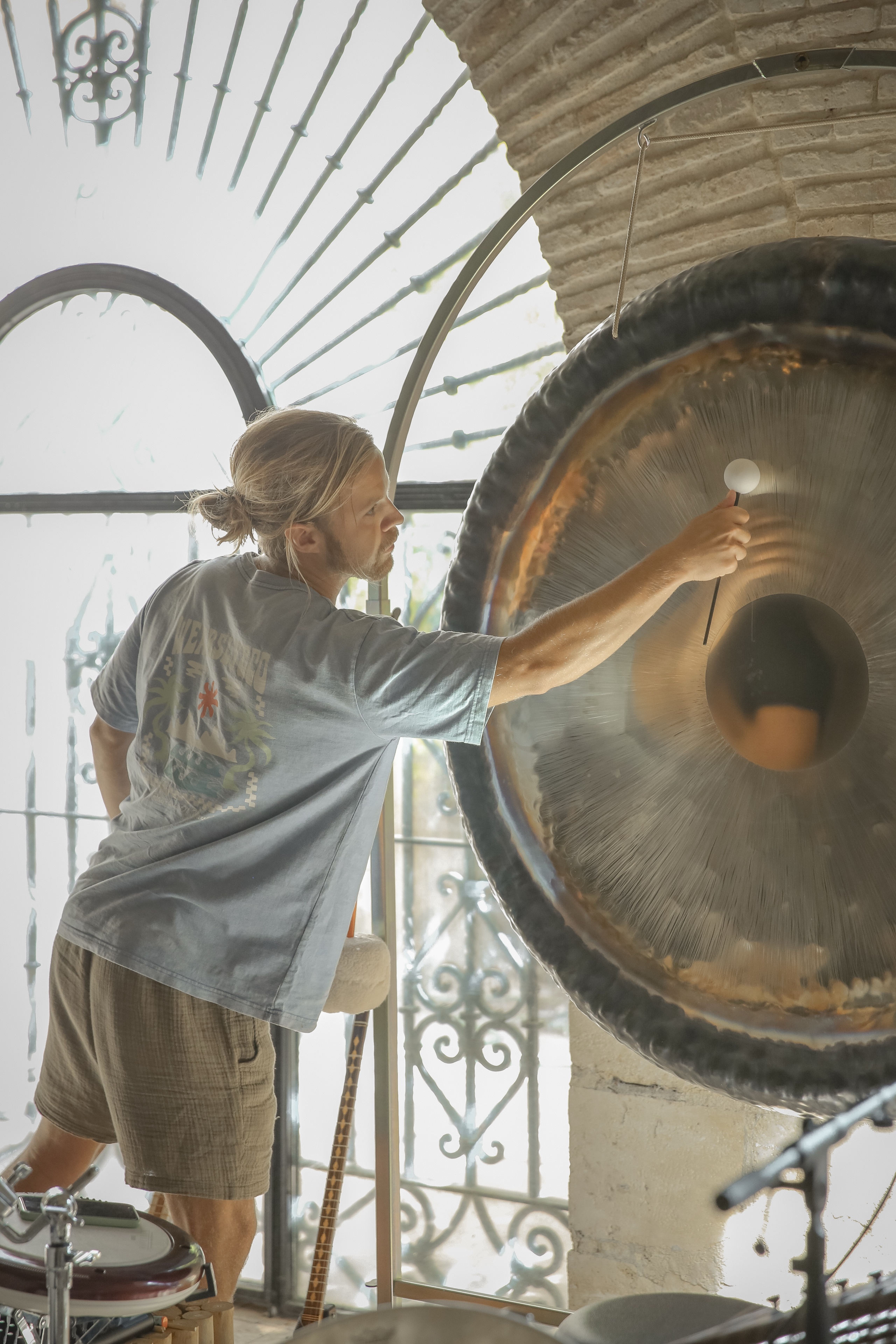 The gong, retreat session