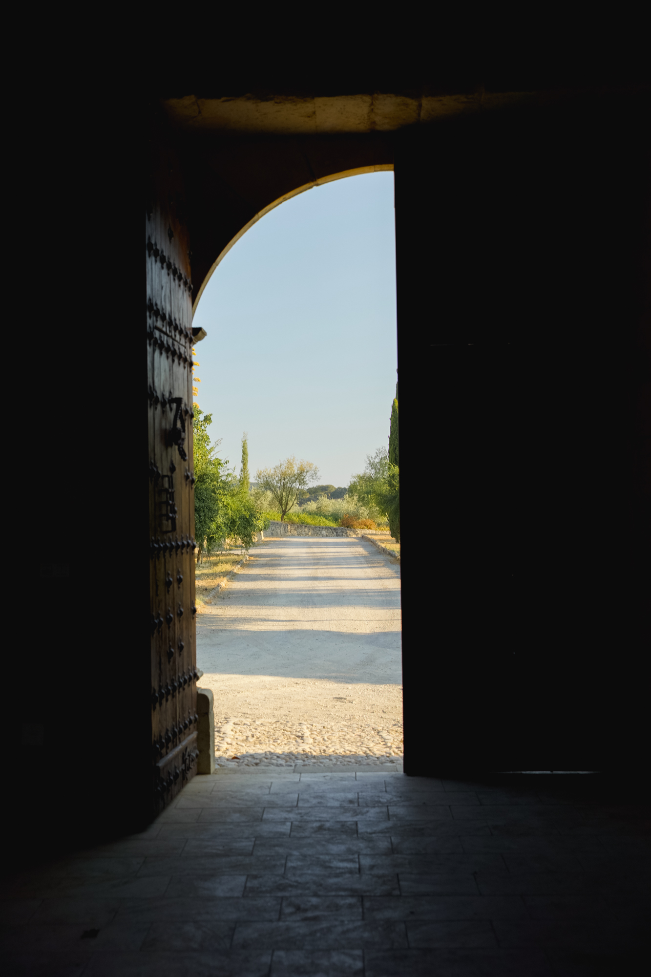Arched gateway · La Casería de Tomillos
