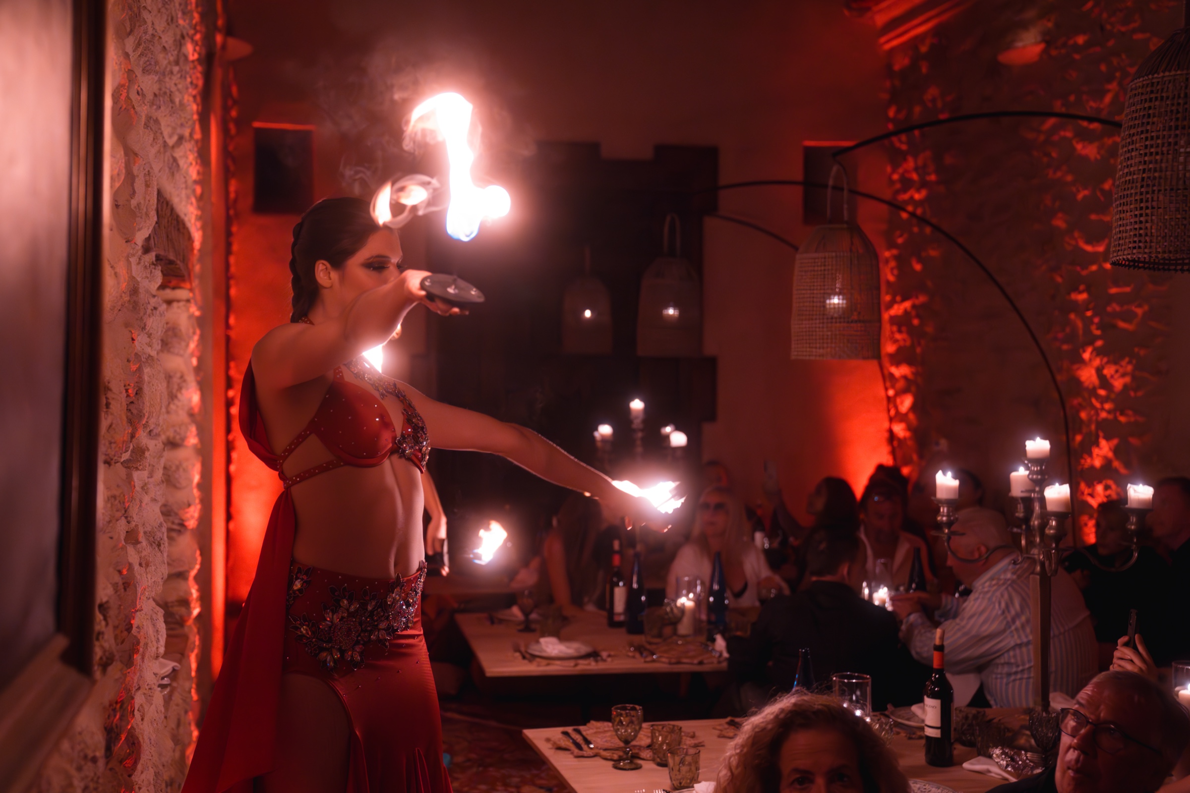 Red fire dinner · La Casería de Tomillos